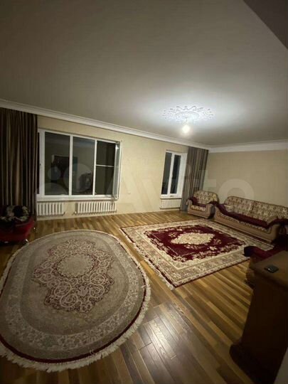 Дом 170 м² на участке 5,5 сот.