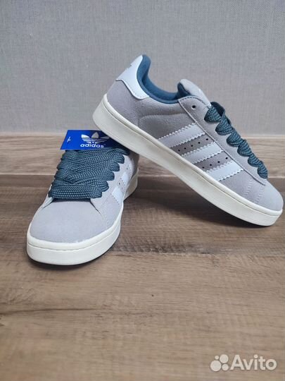 Кроссовки adidas