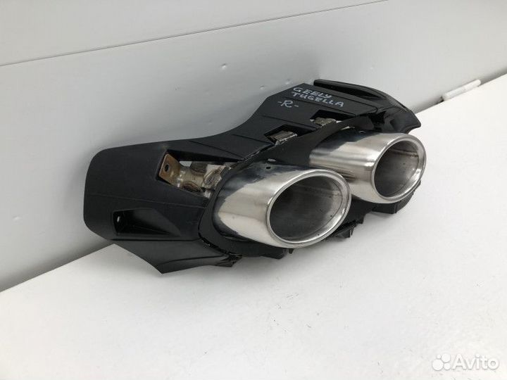 Насадка на глушитель Geely Tugella FY11