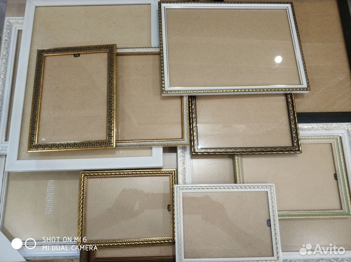 Рамки для фото и картин