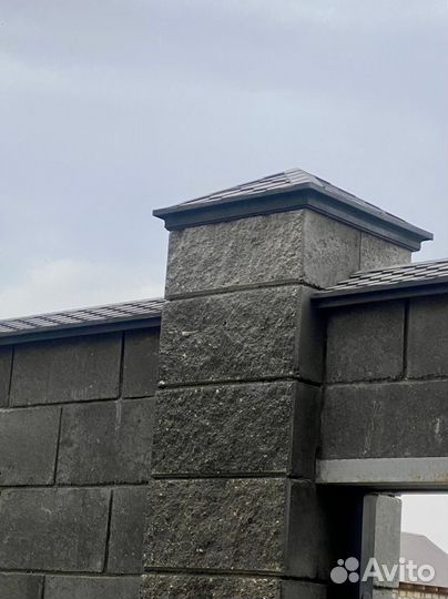 Колпаки на столбы забора 1,5х1,5 кирпича