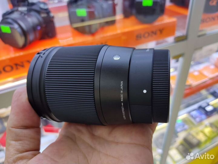 Sigma 16mm f/1.4 DC DN Sony E витрина S№53412890