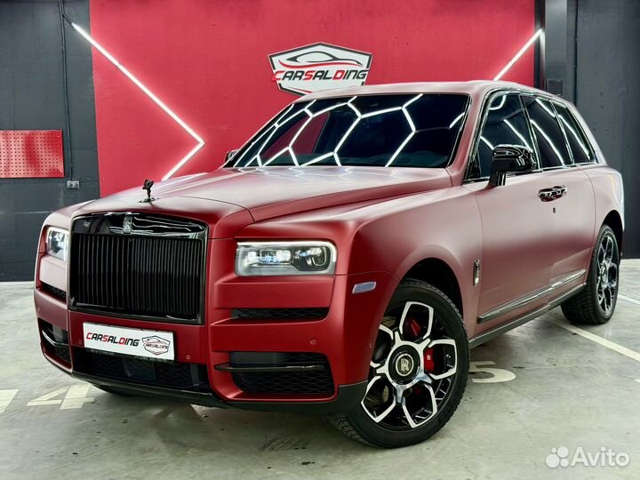 Удаление царапин на руле, перетяжка перешив руля