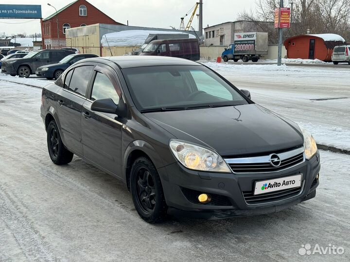 Opel Astra 1.6 МТ, 2010, 295 000 км