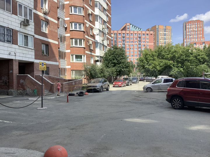 Универсальное помещение свободного назн-я, 153.7м²