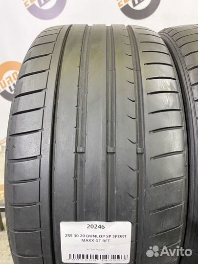 Dunlop SP Sport Maxx GT 255/30 R20