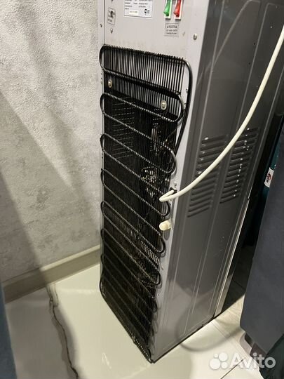 Кулер для воды