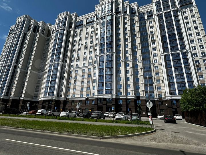 2-к. квартира, 38 м², 3/17 эт.