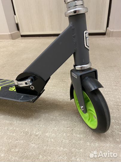 Самокат Mongoose force 3.0 folding scooter