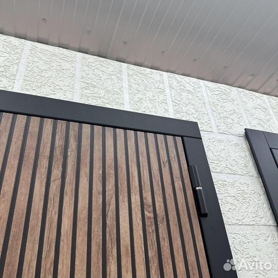 Двери входные