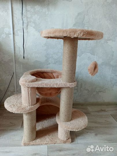 Домик для кошки с когтеточкой новый