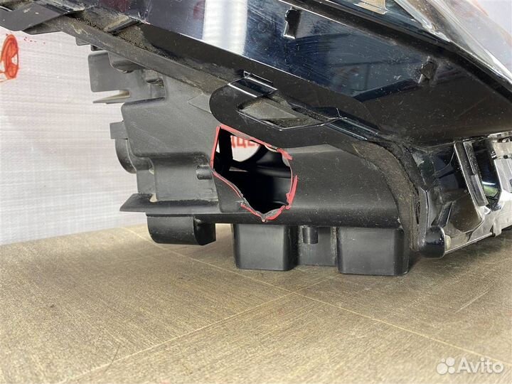 Фара правая Lexus Nx с 2014 года