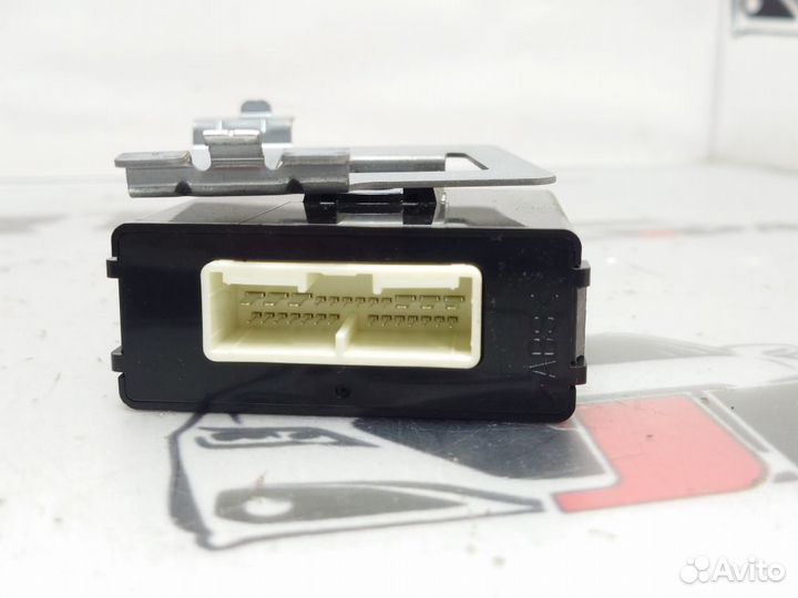 Блок управления корректором фар Mitsubishi Outland