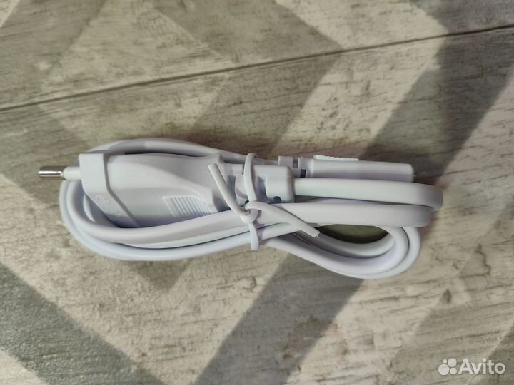 Кабель питания для лампы