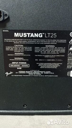 Комбик Фендер Мустанг а LT 25