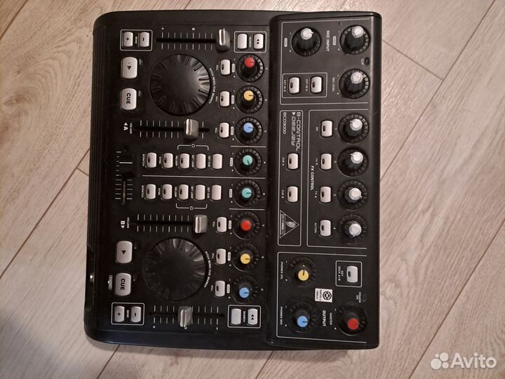 Dj контролер behringer bcd3000