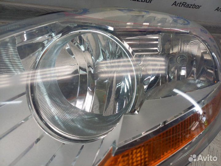 Фара левая Ford Kuga 2.0 G6DG 136Л.С дизель 2008