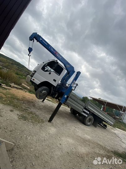 Isuzu NQR75 с КМУ, 2011