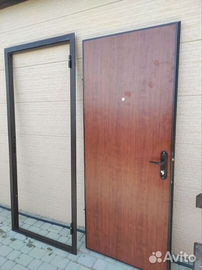 Дверь входная железная бу