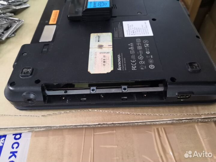 Ноутбук Lenovo g550 на запчасти