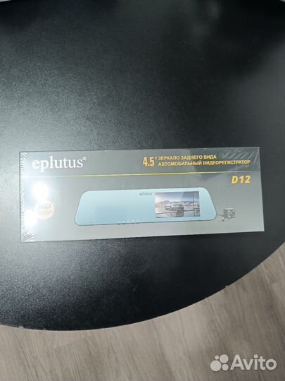 Автомобильный видеорегистратор-зеркало Eplutus D12