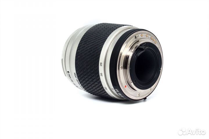 Tokina AF 28-80mm f3.5-5.6