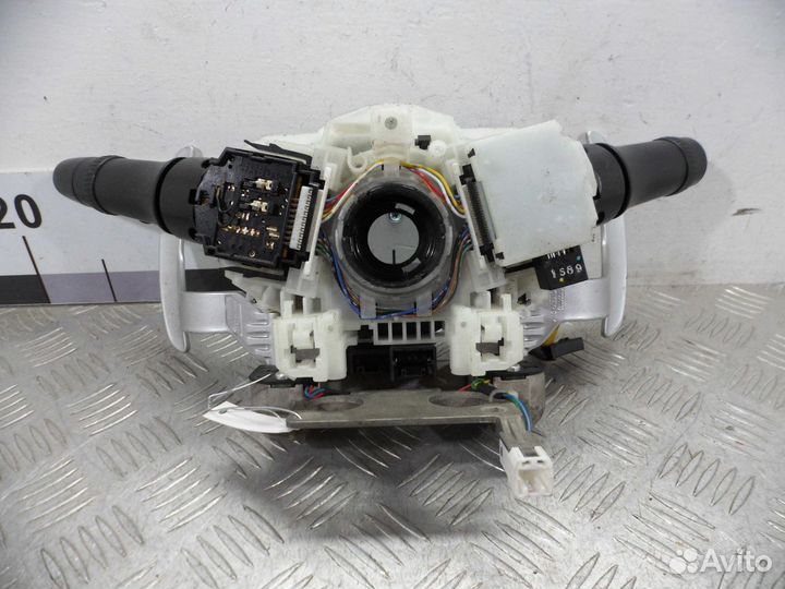 Переключатель подрулевой (стрекоза) Mitsubishi Out