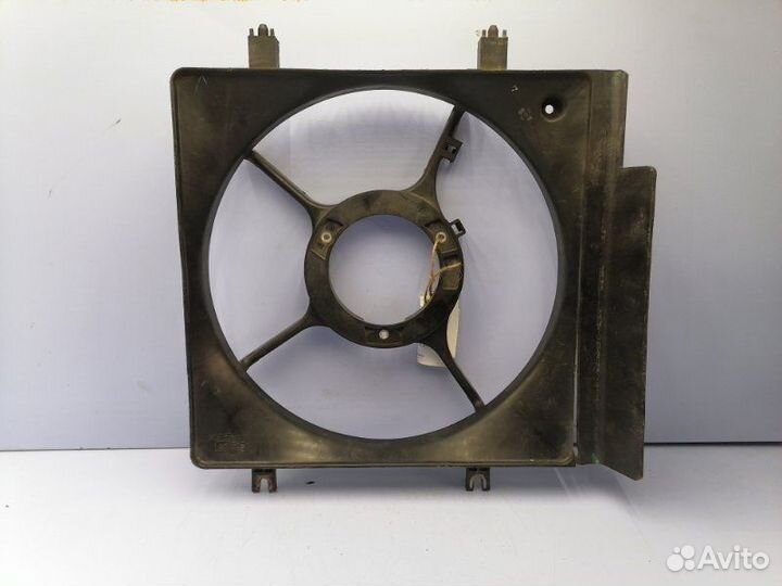 Диффузор радиатора Subaru Legacy BHE EZ30D