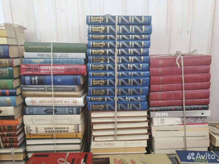 Книги и собрания сочинений