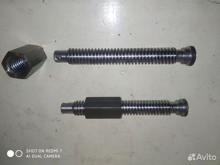 Винт + гайка, крепёжный