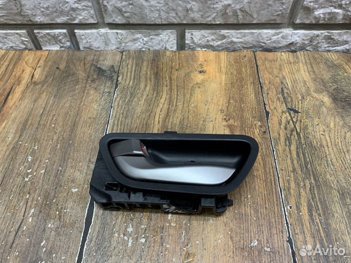 Hyundai Solaris 2 Ручка двери внутренняя LH RH