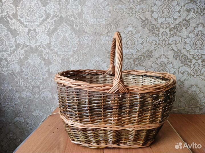 Корзина плетеная