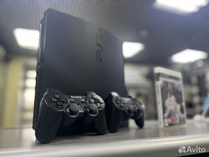 PlayStation 3 Slim 160 с 2 мя геймпадами