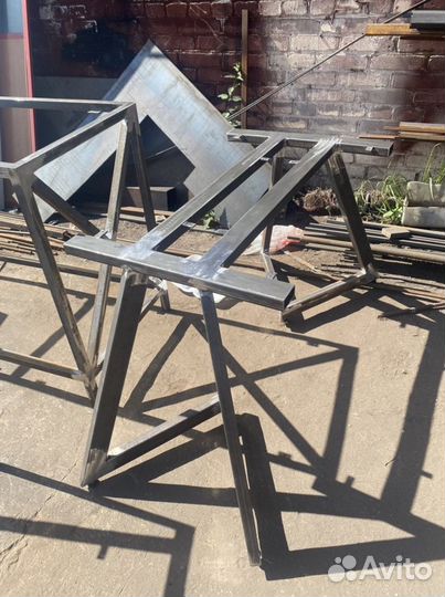 Подстолье лофт металл