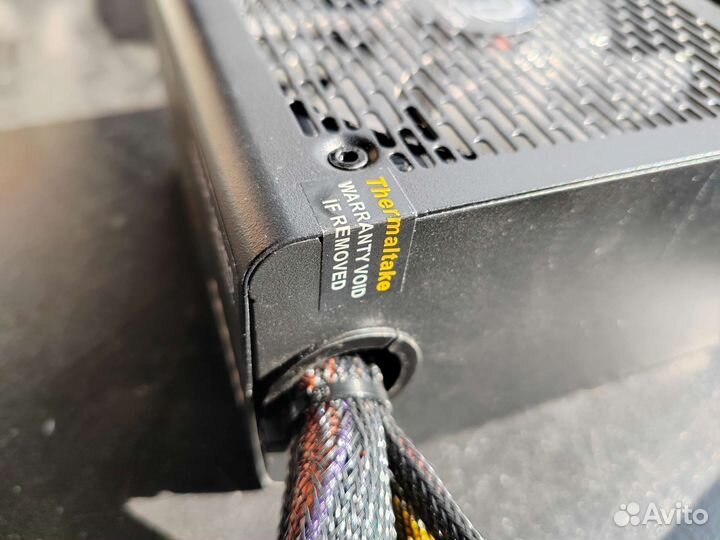 Блок питания Thermaltake