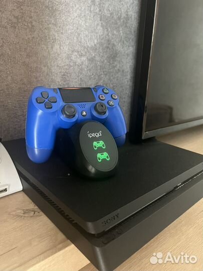 Sony playstation 4 PS4 slim 1tb