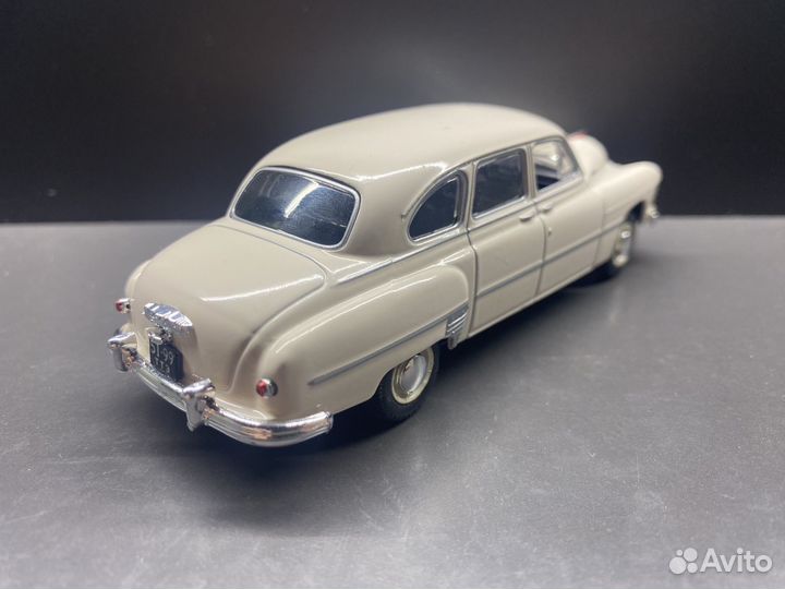 Модель автомобиля газ-12 (зим-12) 1:43