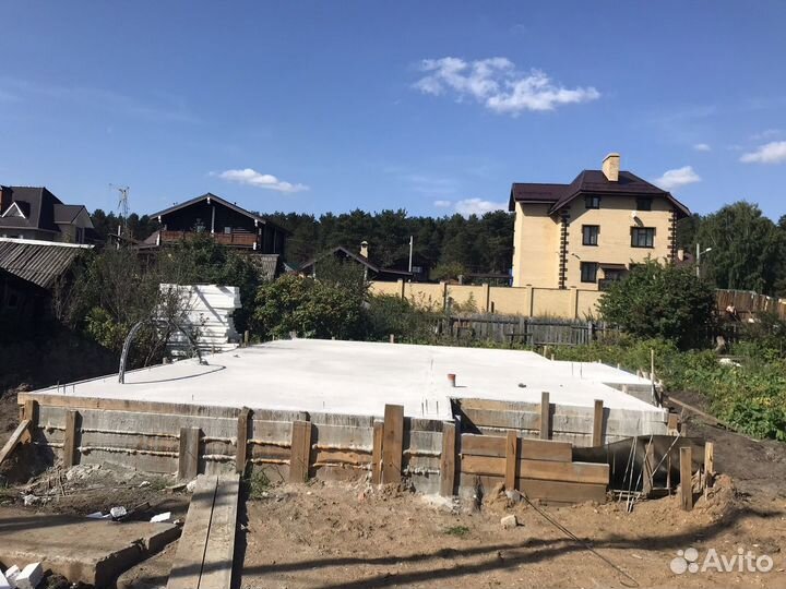 Заливка фундамента буронабивного