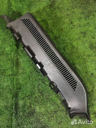 Направляющая шторки багажника правая Bmw X6 E71