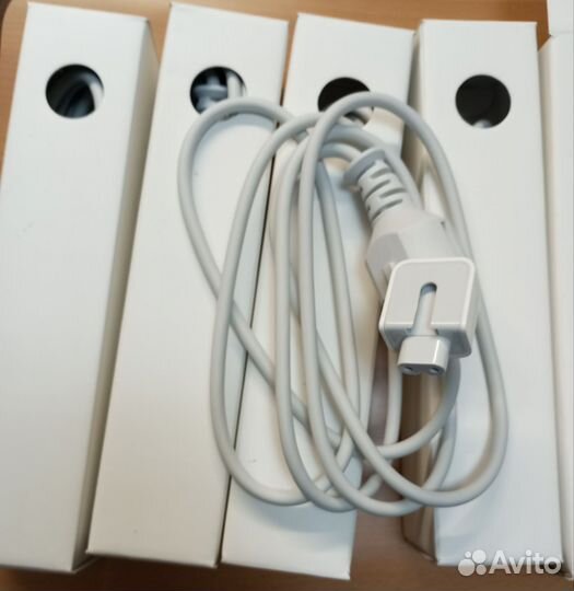 Кабель (шнур) питания сетевой