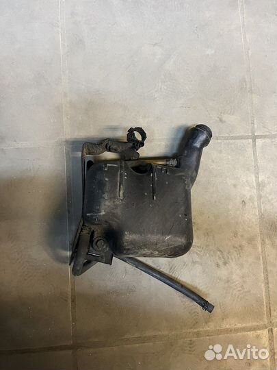 Расширительный бачок Kawasaki VN2000