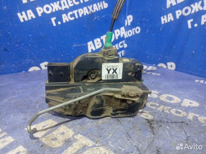 Задний правый замок двери Chevrolet Cruze седан