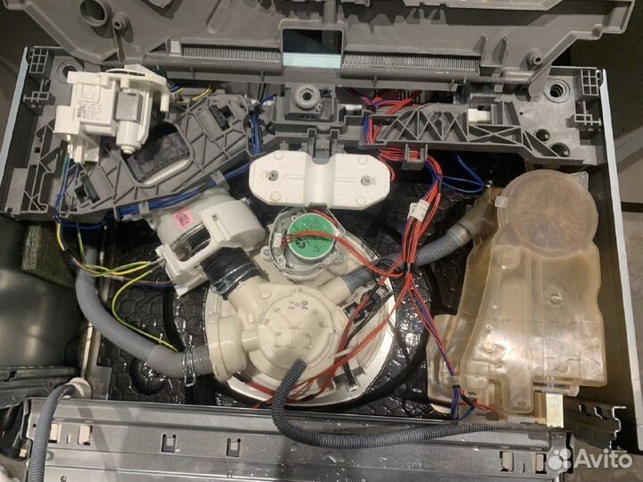 Ремонт стиральных машин Ремонт посудомоечных машин