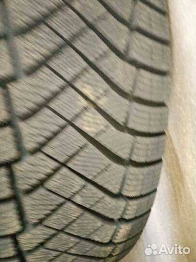 Pirelli Chrono 2 225/60 R18