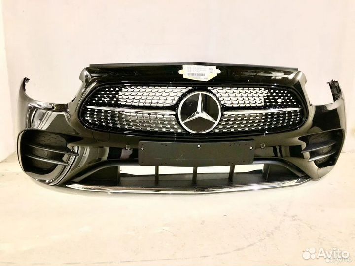 Бампер передний w213. W213 рестайлинг решетка gt.