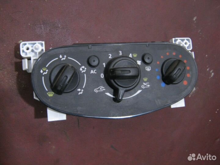 Блок управления кондиционером Nissan Almera G15