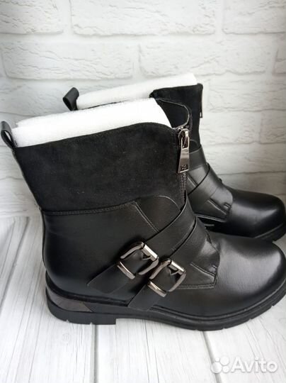 Полусапоги T.Taccardi демисезон, р.39, новые