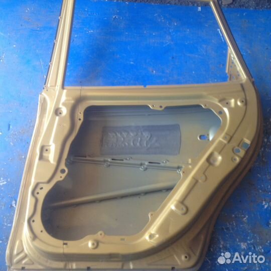 Задняя правая дверь киа сид