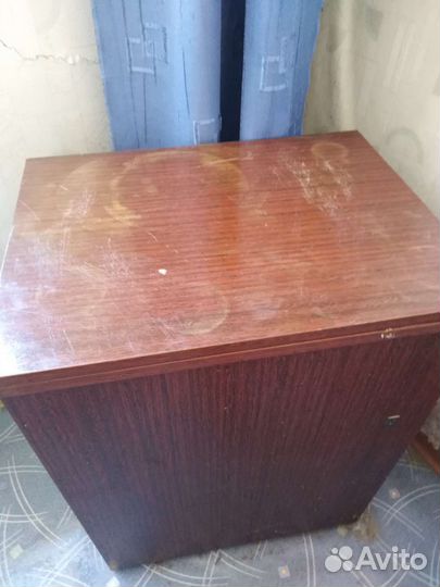 Швейная машина Чайка 143