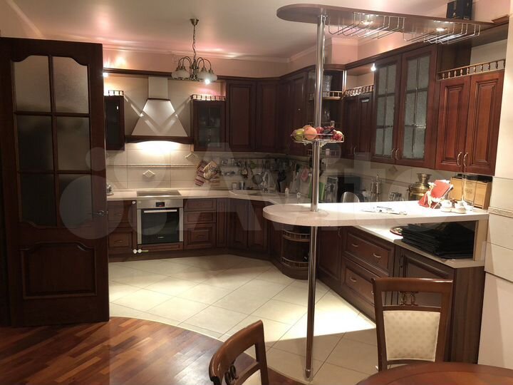 3-к. квартира, 123,5 м², 12/13 эт.